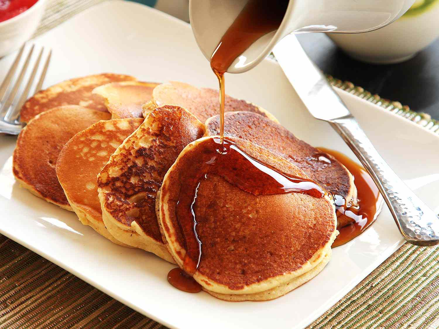 __opt__aboutcom__coeus__resources__content_migration__serious_eats__seriouseats.com__images__2015__05__20150518-pancakes-new-kenji-9f40f8cdeb2f45b99efcb1d5a727f1c3.jpg